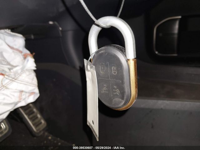 7PDSGABA1PN013037 Rivian R1s Adventure