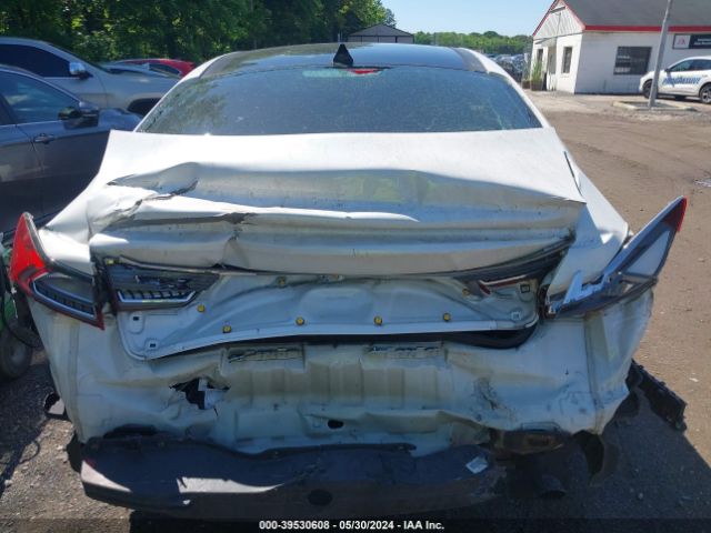 KNALC4J1XH5069776 KIA Cadenza Premium