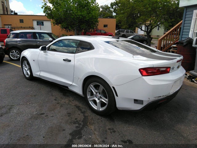 Chevrolet Camaro 1ls 2018 1G1FA1RX3J0188827 Image 3