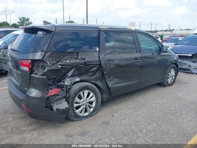 KIA SEDONA LX 2017 KNDMB5C11H6282199 Image 4