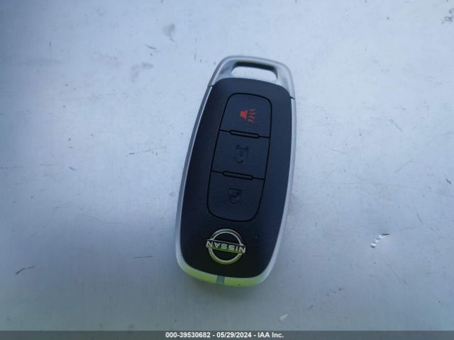 5N1BT3AA0PC911734 Nissan Rogue S Fwd