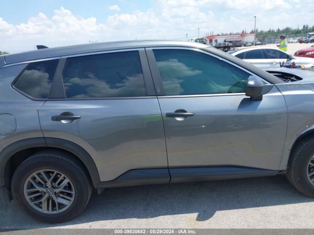 5N1BT3AA0PC911734 Nissan Rogue S Fwd