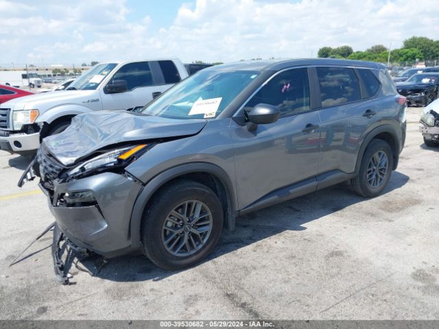 5N1BT3AA0PC911734 Nissan Rogue S Fwd