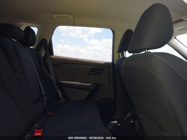 5N1BT3AA0PC911734 Nissan Rogue S Fwd