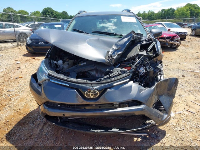 Toyota Rav4 Limited 2018 2T3YFREV0JW499888 Image 12