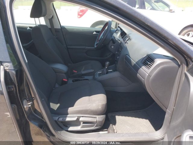 3VW167AJ2GM247690 Volkswagen Jetta 1.4t S