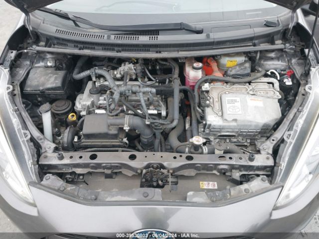 JTDKDTB38J1614182 Toyota Prius C One