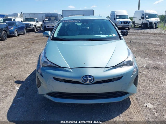 Toyota Prius Two 2017 JTDKBRFU1H3055018 Image 12