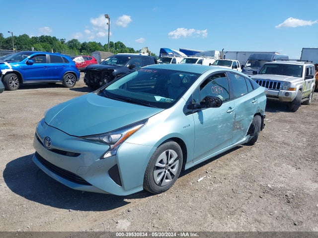 Toyota Prius Two 2017 JTDKBRFU1H3055018 Image 2