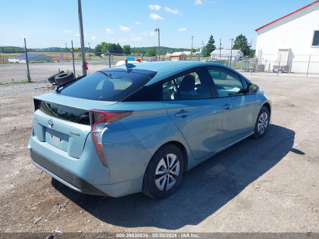 Toyota Prius Two 2017 JTDKBRFU1H3055018 Image 4