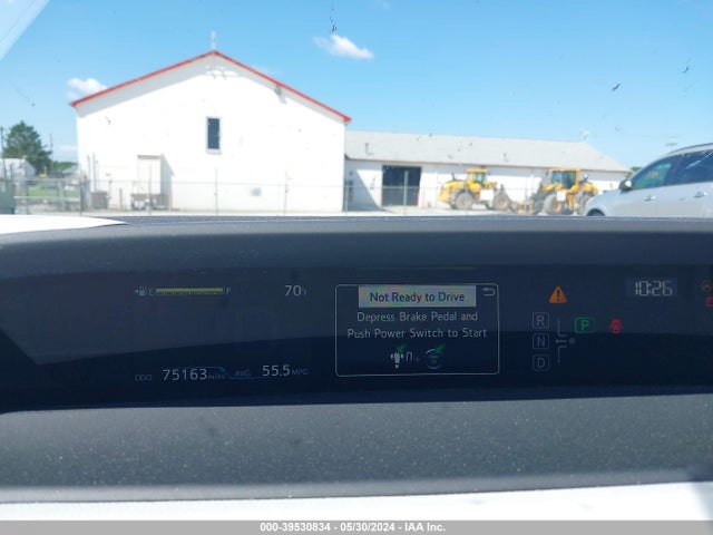 Toyota Prius Two 2017 JTDKBRFU1H3055018 Image 7