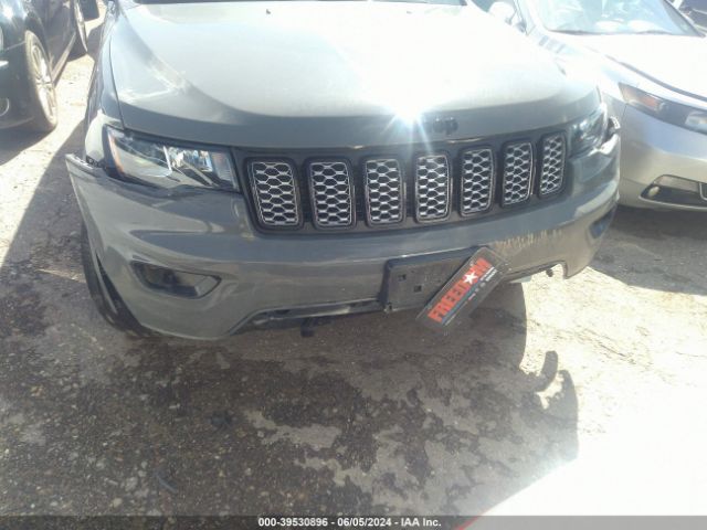 1C4RJEAG8NC127260 Jeep Grand Cherokee Wk Laredo X 4x2