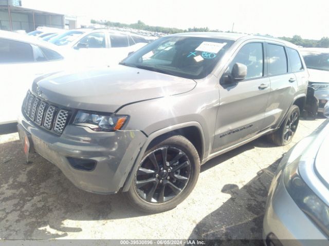 1C4RJEAG8NC127260 Jeep Grand Cherokee Wk Laredo X 4x2