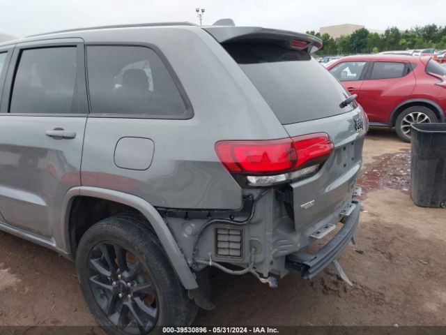 1C4RJEAG8NC127260 Jeep Grand Cherokee Wk Laredo X 4x2