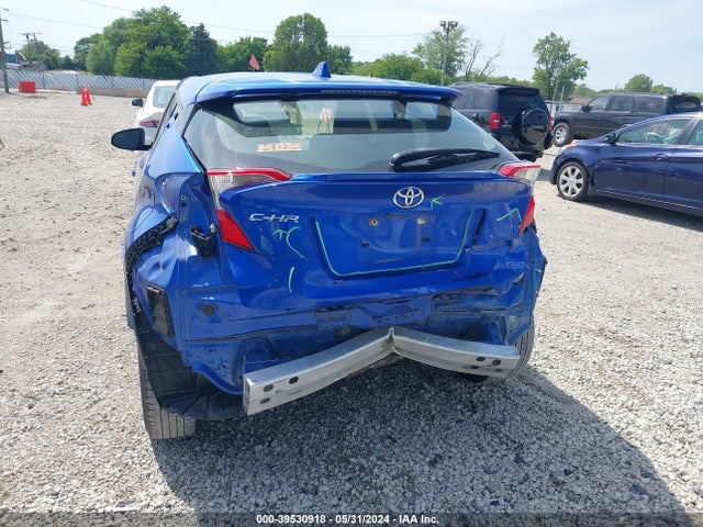 JTNKHMBX7K1015798 Toyota C-HR LE