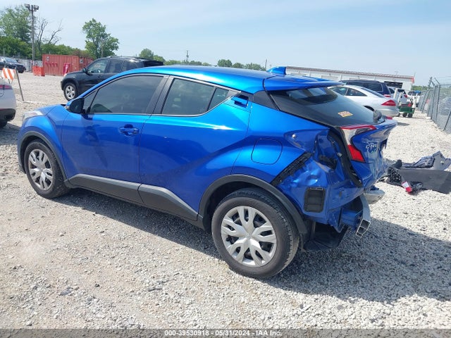 JTNKHMBX7K1015798 Toyota C-HR LE