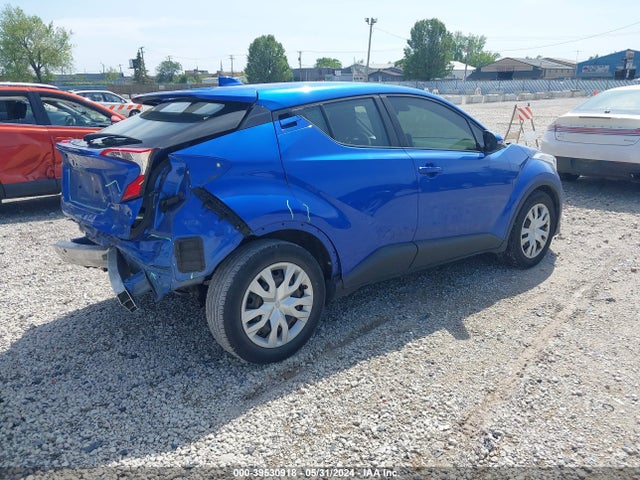 JTNKHMBX7K1015798 Toyota C-HR LE