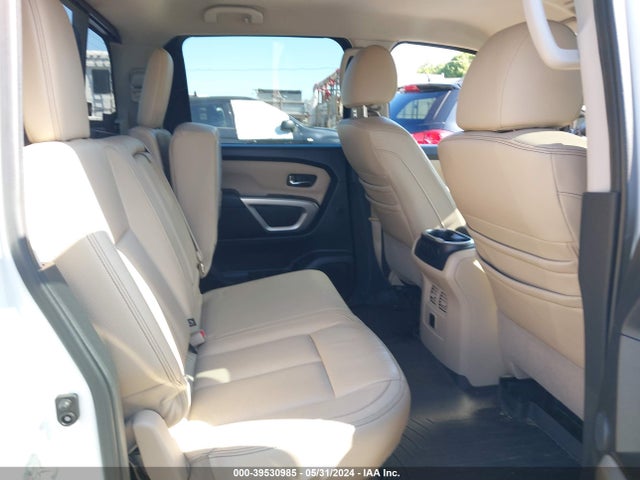 Nissan Titan Sl 2017 1N6AA1E56HN551024 Image 8