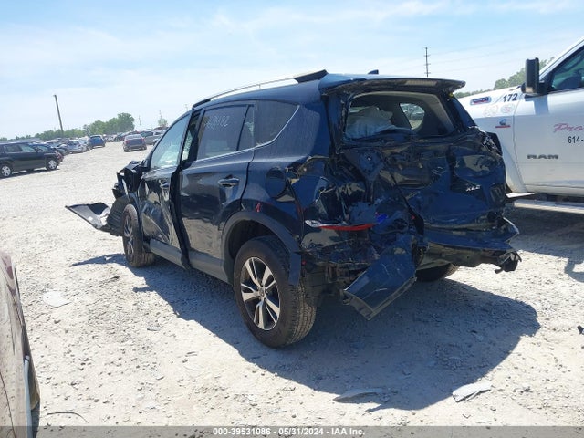 Toyota Rav4 Xle 2018 2T3WFREV5JW468482 Image 3