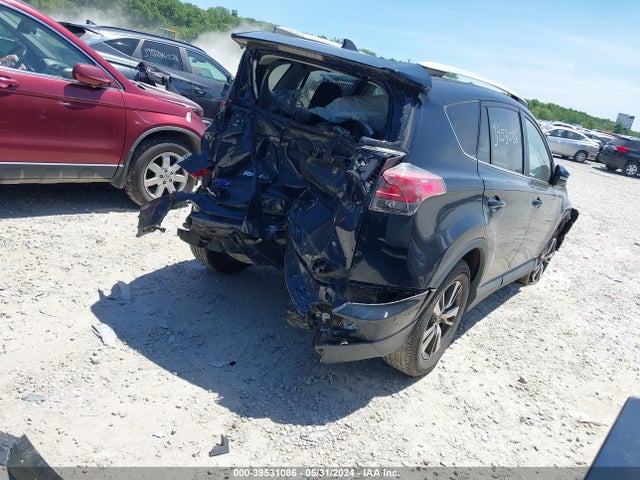 Toyota Rav4 Xle 2018 2T3WFREV5JW468482 Image 4