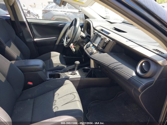 Toyota Rav4 Xle 2018 2T3WFREV5JW468482 Image 5