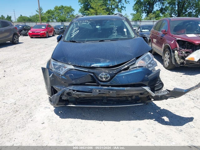 Toyota Rav4 Xle 2018 2T3WFREV5JW468482 Image 6