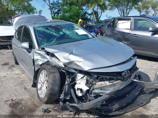 Toyota CAMRY LE 2021 4T1R11AK2MU566309 main image