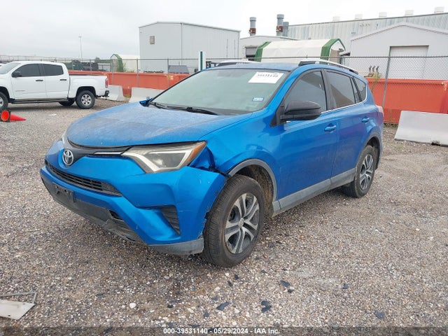 Toyota RAV4 LE 2016 2T3ZFREV7GW254129 Image 2