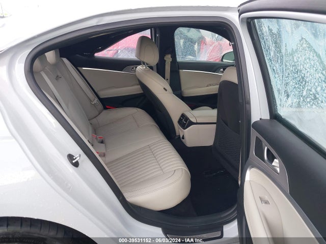 Genesis G70 2.0t Rwd 2022 KMTG34TA7NU088094 Image 8