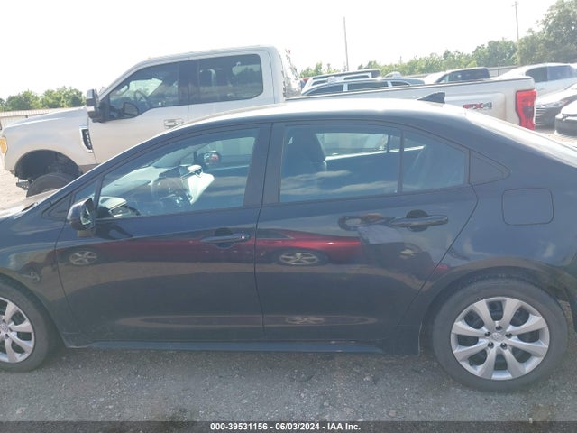 Toyota COROLLA LE 2022 5YFEPMAE5NP331897 Image 14