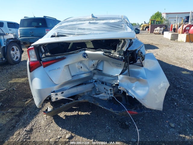 Toyota PRIUS XLE 2021 JTDKAMFU2M3127537 Image 6