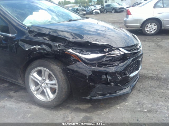 Chevrolet Cruze Lt Auto 2018 3G1BE6SM9JS524795 Image 6
