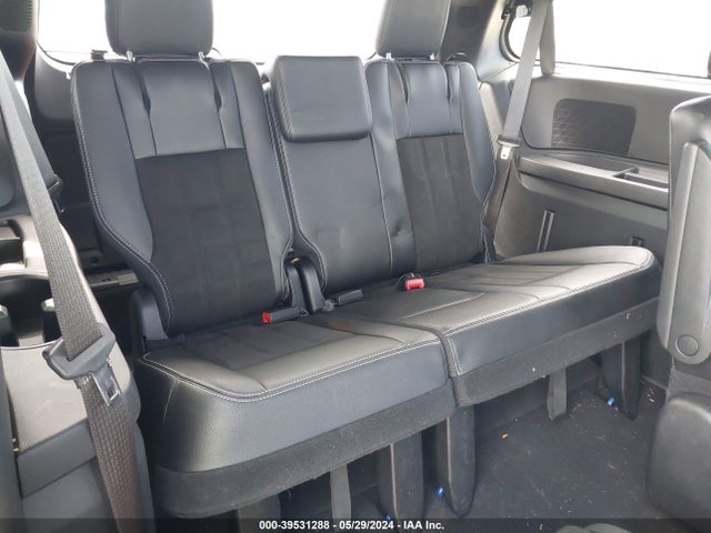 2C4RDGCG0KR587015 Dodge Grand Caravan Sxt