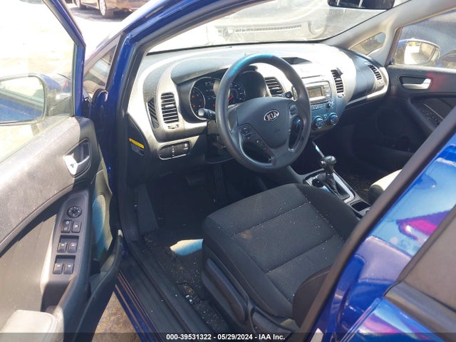 KIA FORTE LX 2017 3KPFK4A71HE057222 Image 5