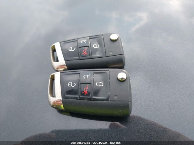 3VW5T7AU4HM026002 Volkswagen Golf Gti Autobahn 4-door/s 4-door/se 4-door/sport 4-door