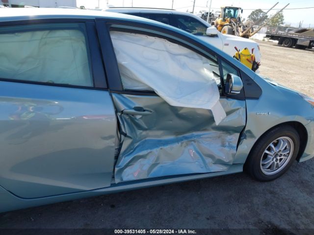 JTDKAMFU0M3127794 Toyota Prius Le
