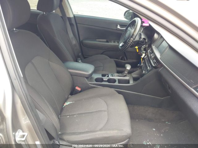 5XXGT4L34JG235732 KIA Optima Lx