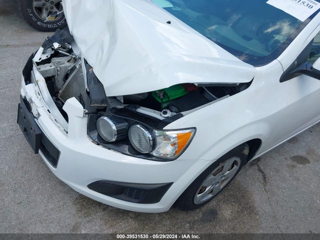 Chevrolet Sonic Ls Auto 2014 1G1JA6SH0E4169970 Image 13
