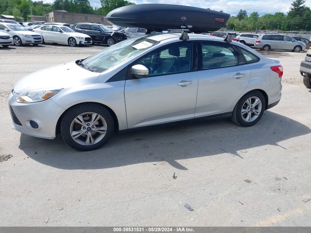 Ford FOCUS SE 2014 1FADP3F22EL434536 Image 2