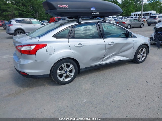 Ford FOCUS SE 2014 1FADP3F22EL434536 Image 4