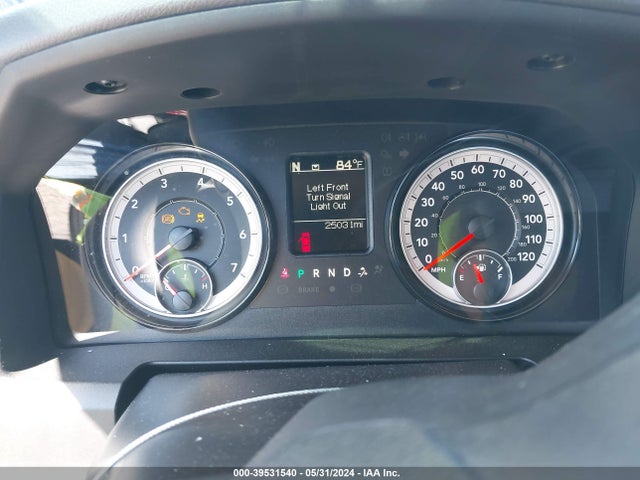 RAM 1500 Classic Express Regular Cab 4x2 6'4 Box 2019 3C6JR6AT5KG722799 Image 7