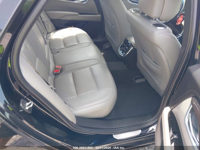 39531552 :رقم المزاد ، 2G61S5S31D9115692 vin ، 2013 Cadillac Xts Premium مزاد بيع