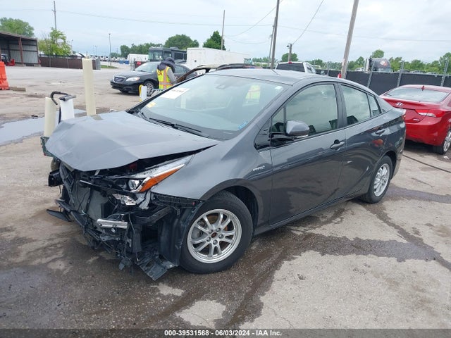 Toyota Prius Le 2019 JTDL9RFUXK3009811 Image 2