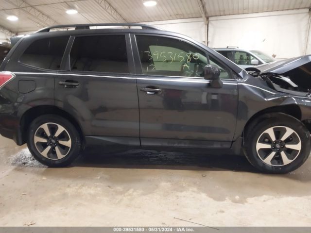 JF2SJAGC4HH438143 Subaru Forester 2.5i Premium
