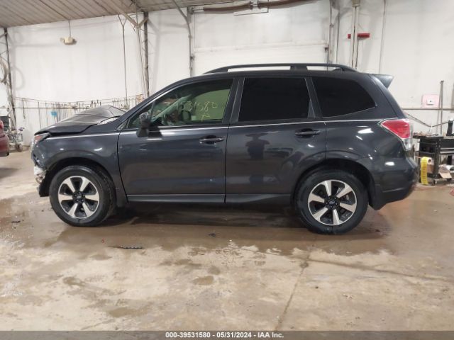 JF2SJAGC4HH438143 Subaru Forester 2.5i Premium