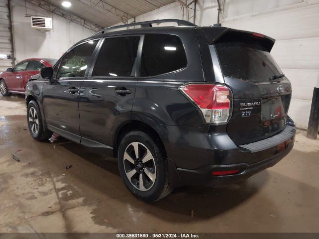 JF2SJAGC4HH438143 Subaru Forester 2.5i Premium