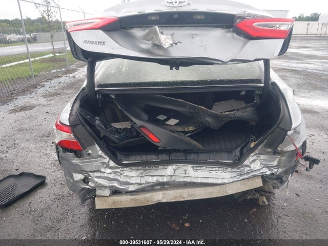 Toyota CAMRY LE 2018 JTNB11HK3J3029800 Image 17