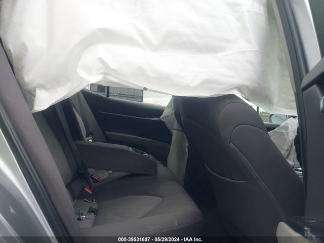 Toyota CAMRY LE 2018 JTNB11HK3J3029800 Image 8