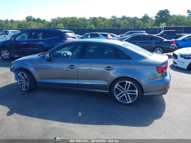 WAUB8GFF0J1083069 Audi A3 2.0t Premium/2.0t Tech Premium