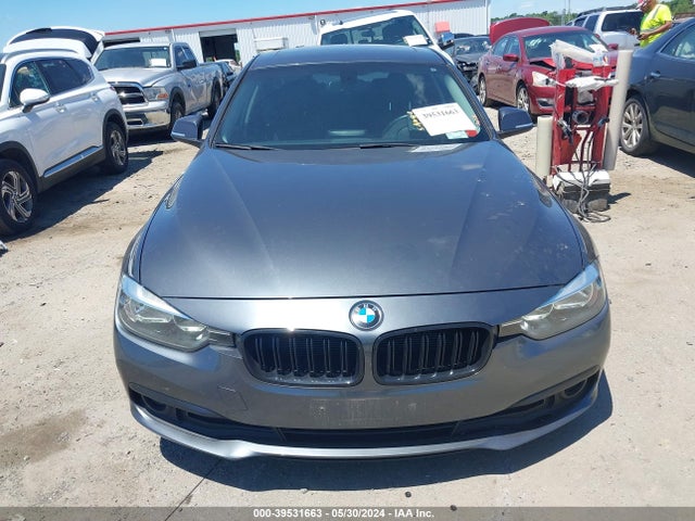 WBA8E5G52GNU20114 BMW 320i Xdrive